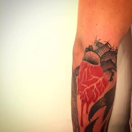 Tattoos - red heart - 127100
